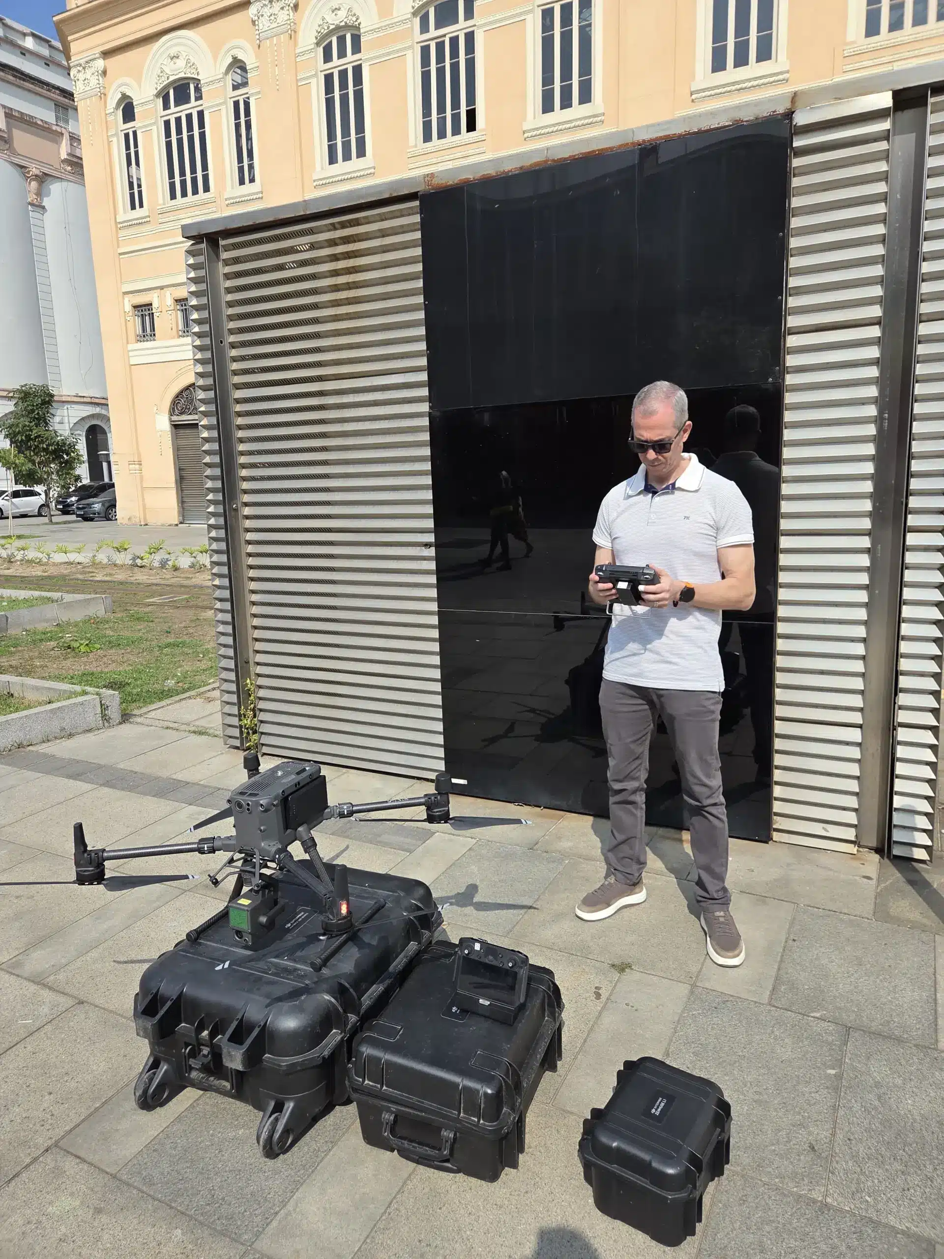 Drone profissional com sensores de monitoramento ambiental